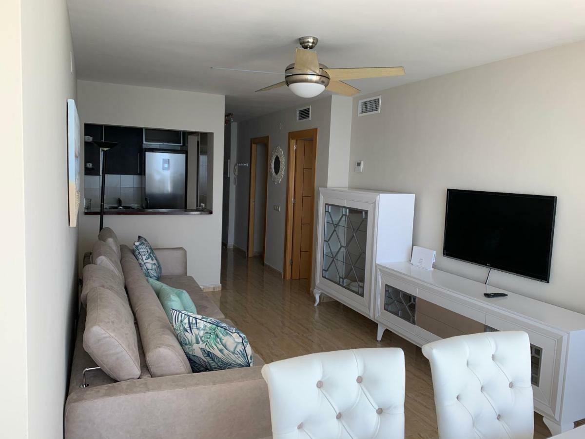 Appartement Apartament Aguamarina On The Beach Front à Mijas Extérieur photo