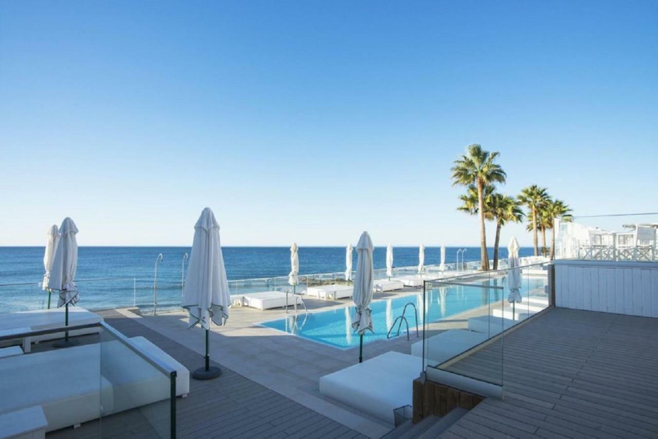 Appartement Apartament Aguamarina On The Beach Front à Mijas Extérieur photo